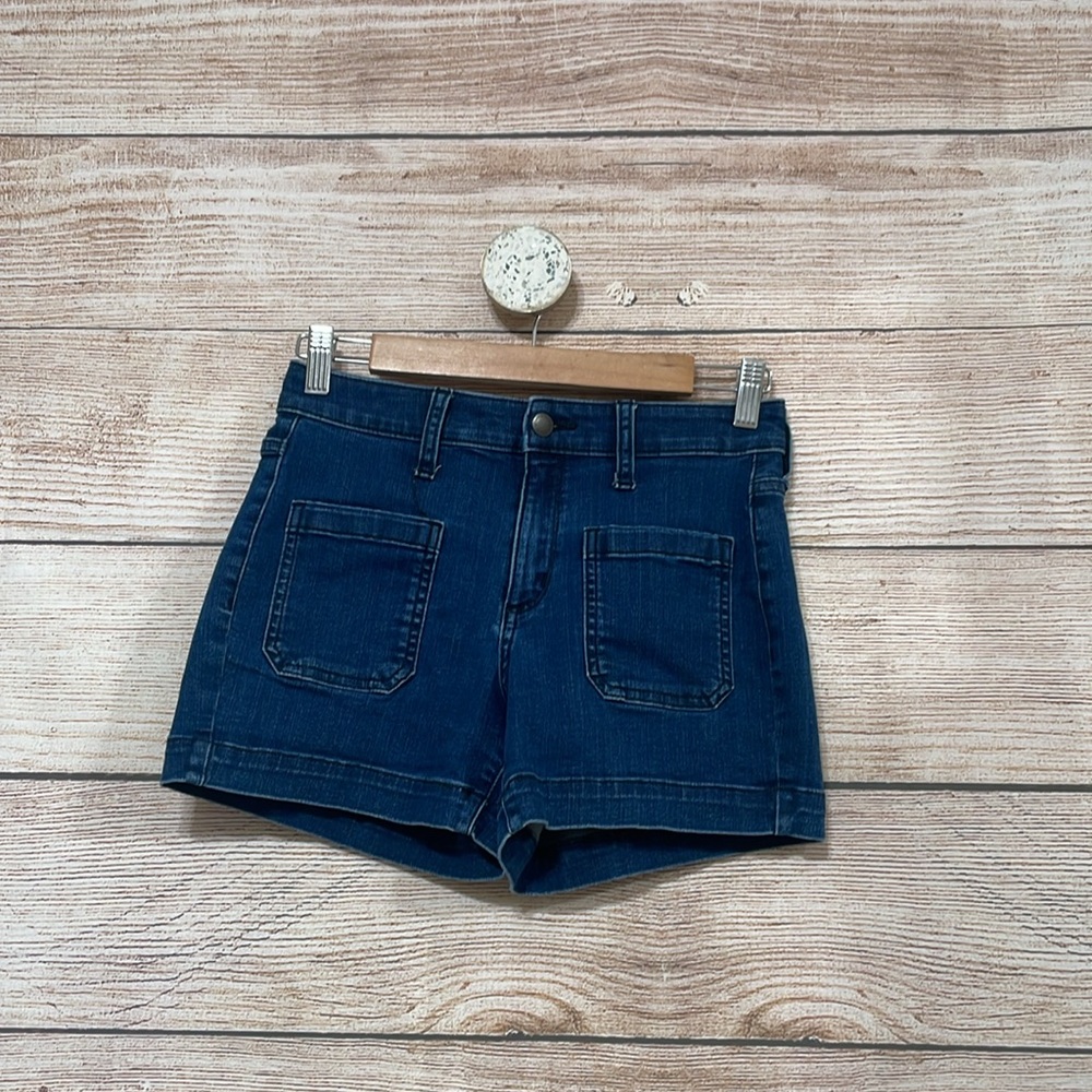 Woman’s Universal Thread 2 26 Dark Blue Denim Jean Shorts